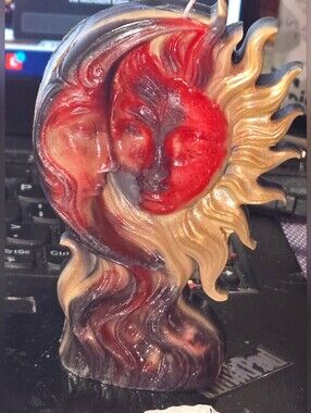 The Sun & Moon In Love Candle